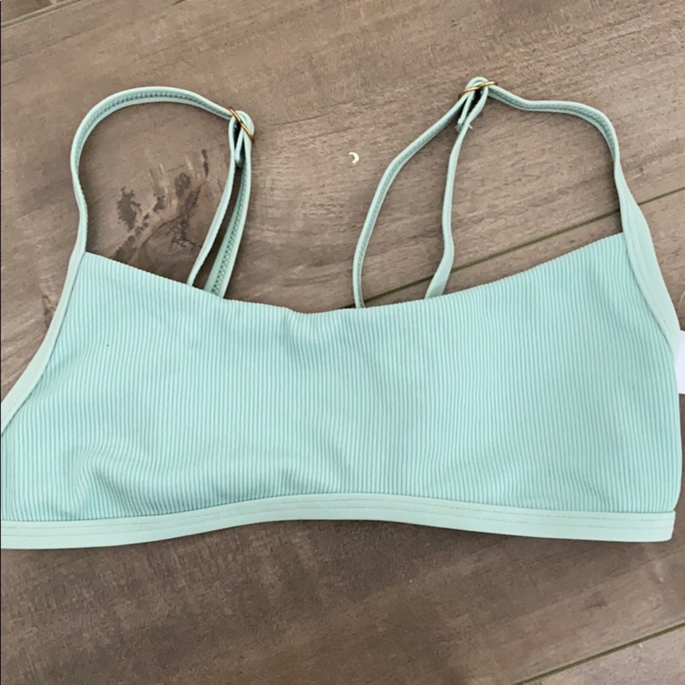 L space top